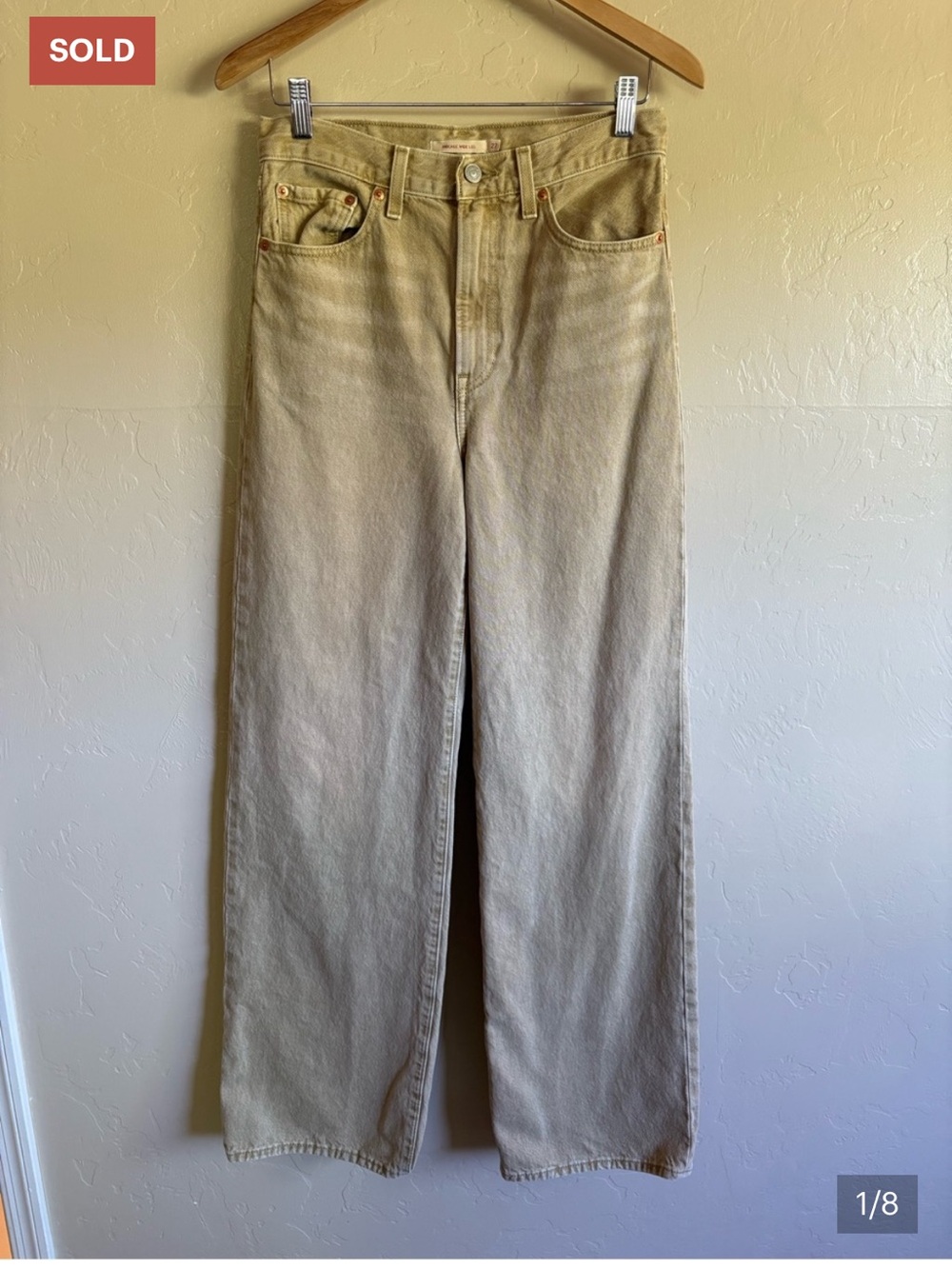 Levi’s Ribcage Wide Leg Jeans in Scraped Travertine